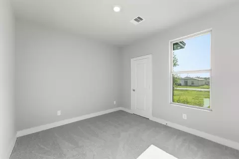 Bedroom - 2522 16th St, Hempstead, TX 77445 photo 1 of 3
