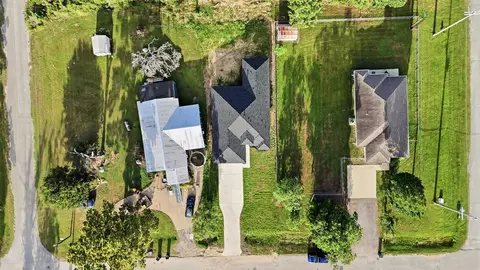 View/Area - 2522 16th St, Hempstead, TX 77445 photo 2 of 5