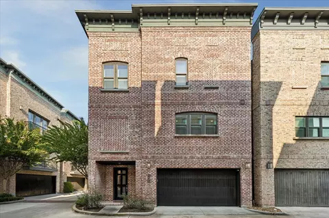 2915 Hicks St, Houston, TX 77007