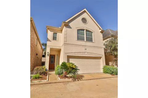 10126 Holly Chase Dr, Houston, TX 77042
