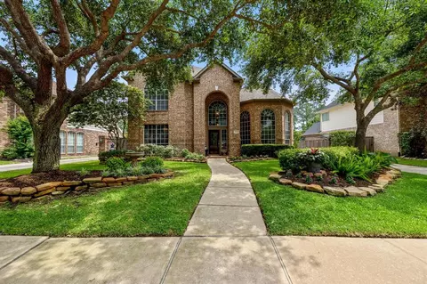 9718 Ashdown Forest Dr, Spring, TX 77379 photo 1