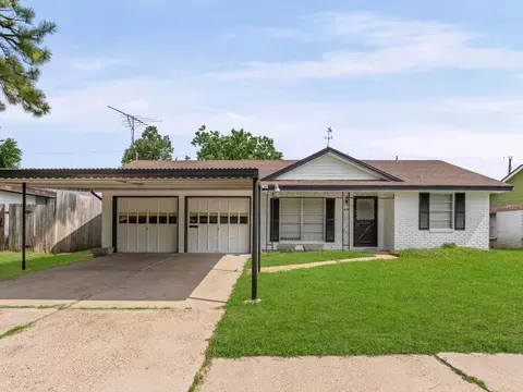 819 Gilpin St, Houston, TX 77034