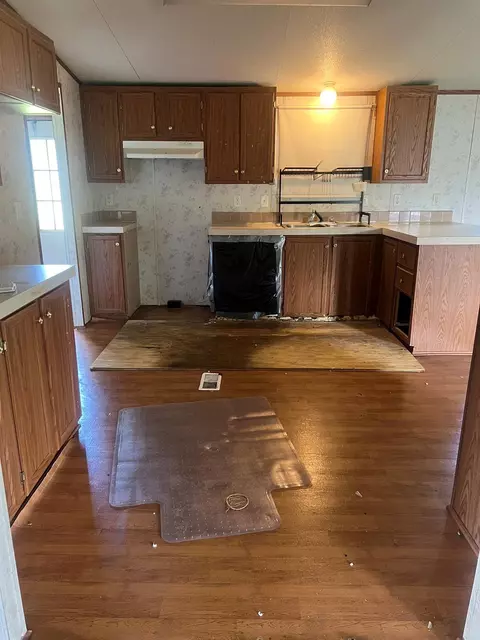 Kitchen - 16268 Wrangler Ave, Conroe, TX 77302 photo 3 of 4