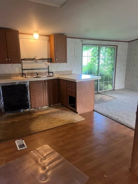 Kitchen - 16268 Wrangler Ave, Conroe, TX 77302 photo 4 of 4