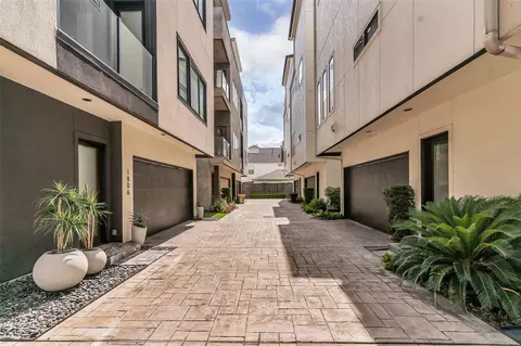 1802 Hickory St, Houston, TX 77007