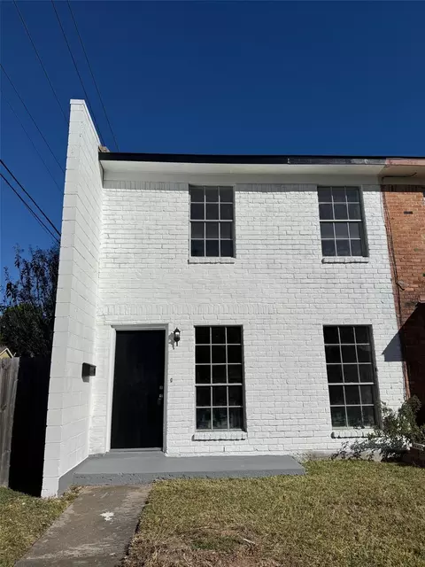 9114 Kempwood Dr #9114, Houston, TX 77080