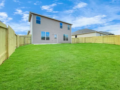 Exterior - 13071 Clearview Dr, Willis, TX 77318 photo 5 of 5