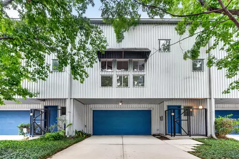5304 Floyd St, Houston, TX 77007