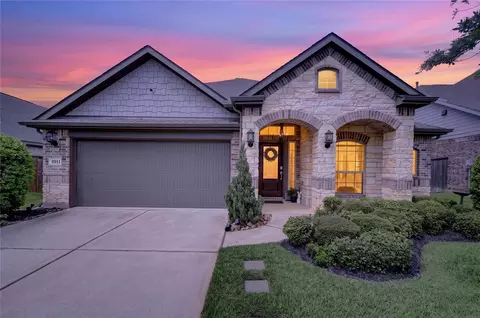 8911 Lost Castle Way, Cypress, TX 77433
