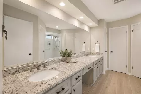 Bath - 6302 Meadowtrace Dr, Spring, TX 77389 photo 2 of 9