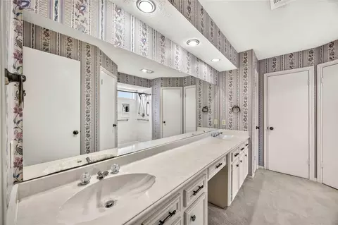 Bath - 6302 Meadowtrace Dr, Spring, TX 77389 photo 1 of 9
