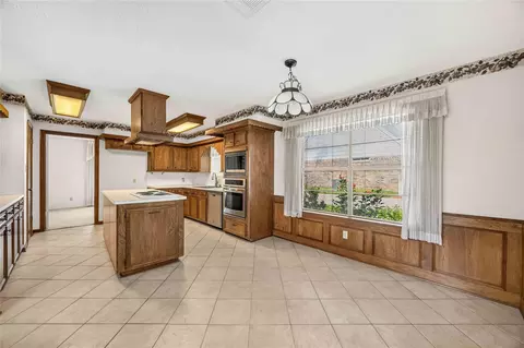 Kitchen - 6302 Meadowtrace Dr, Spring, TX 77389 photo 1 of 4
