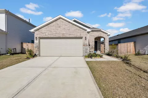 319 Bismuth Dr, Crosby, TX 77532