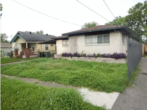 2627 Stevens St, Houston, TX 77026