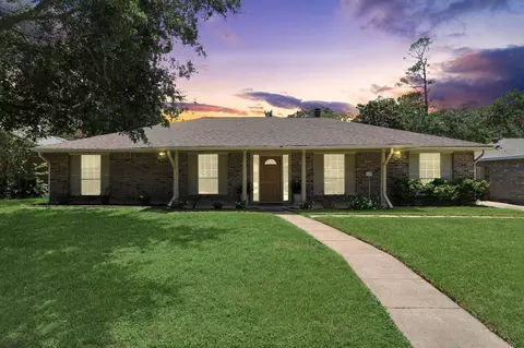 12415 Campos Dr, Houston, TX 77065