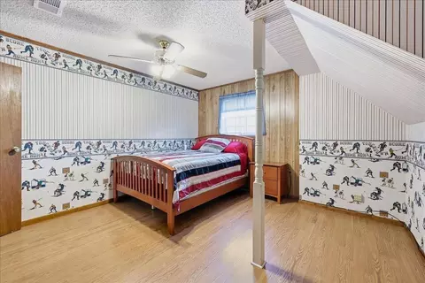 Bedroom - 11065 Interstate 10 E, Orange, TX 77630 photo 6 of 6