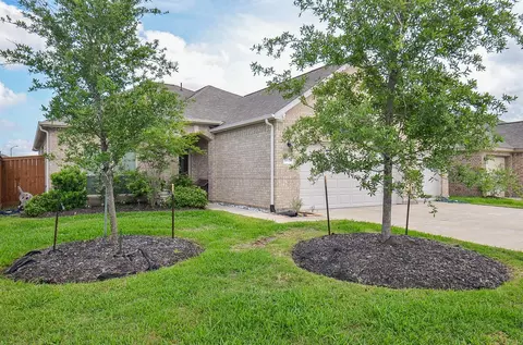 10519 Scrub Oak Dr, Rosharon, TX 77583