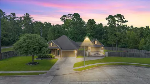1310 Teebox Ct, Crosby, TX 77532