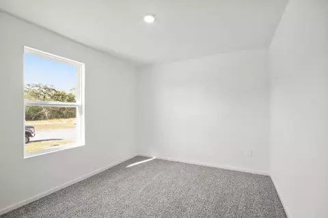 Bedroom - 946 Sutherland Falls St, Conroe, TX 77303 photo 5 of 6