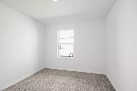 Bedroom - 946 Sutherland Falls St, Conroe, TX 77303 photo 4 of 6