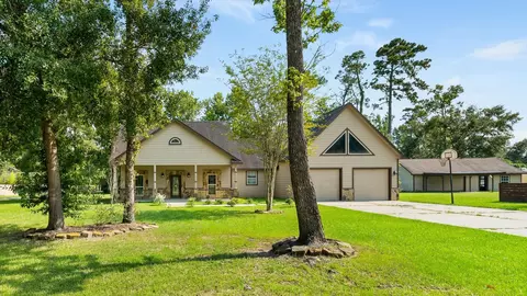 Exterior - 14742 Cypress Dr, Conroe, TX 77302 photo 5 of 5