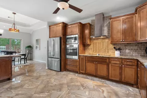 Kitchen - 14742 Cypress Dr, Conroe, TX 77302 photo 2 of 4
