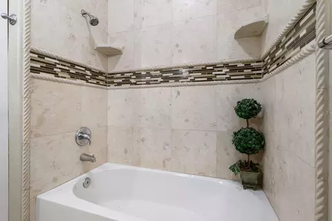 Bath - 14742 Cypress Dr, Conroe, TX 77302 photo 6 of 6