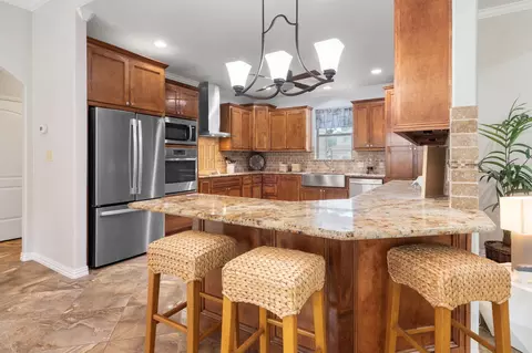 Kitchen - 14742 Cypress Dr, Conroe, TX 77302 photo 1 of 4