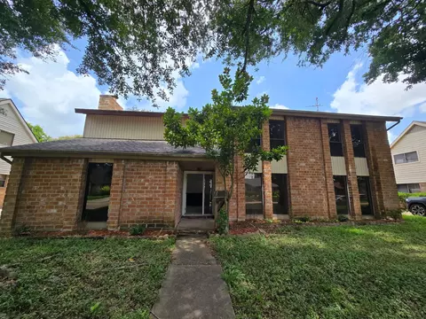 10139 Sagemill Dr, Houston, TX 77089