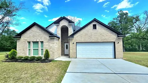 113 County Road 645, Kenefick, TX 77535
