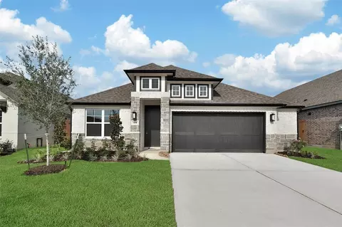 924 Chisos St, Webster, TX 77598 photo 1