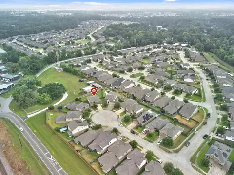 View/Area - 7130 Edwanna Ln, Spring, TX 77389 photo 2 of 2