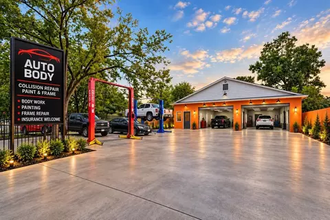 7438 Market St, Houston, TX 77020