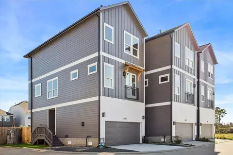 5631 Azores, Houston, TX 77091
