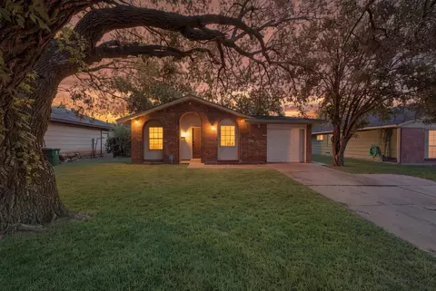 12610 S Coast Dr, Houston, TX 77047