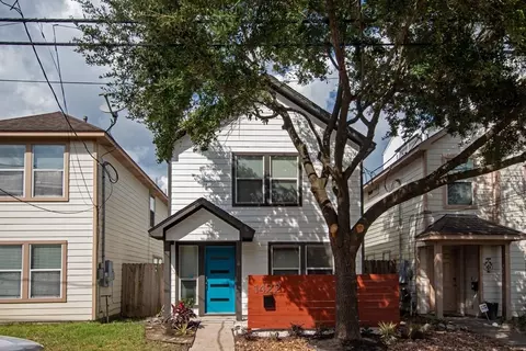 1422 Ruthven St, Houston, TX 77019