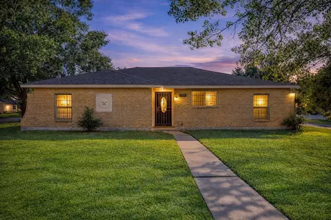 11503 High Star Dr, Houston, TX 77072