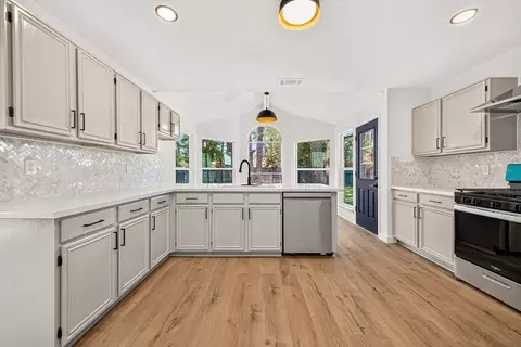 Kitchen - 2231 Rolling Glen Dr, Spring, TX 77373 photo 1 of 4