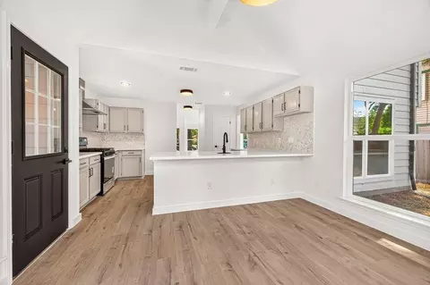Kitchen - 2231 Rolling Glen Dr, Spring, TX 77373 photo 4 of 4