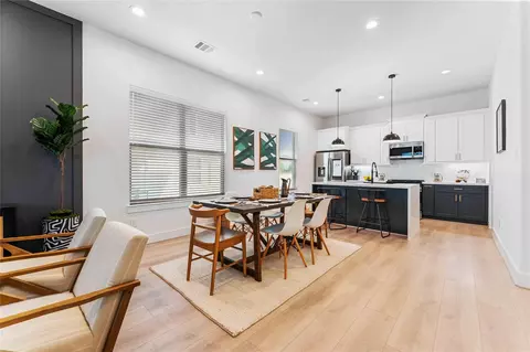2528 Live Oak St, Houston, TX 77004