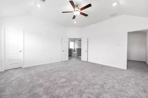 Bedroom - 14970 Eagle Feather Dr, Houston, TX 77090 photo 6 of 8