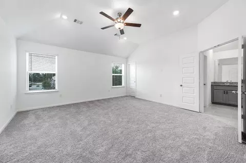 Bedroom - 14970 Eagle Feather Dr, Houston, TX 77090 photo 5 of 8