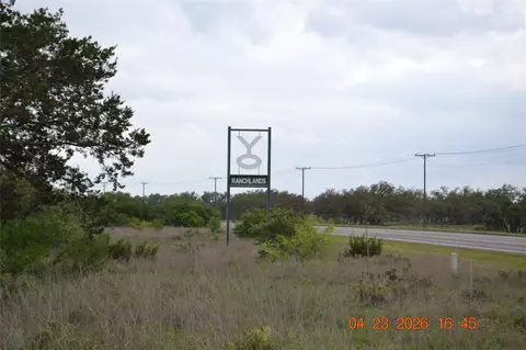 211 Ringtail Rd, Junction, TX 76849