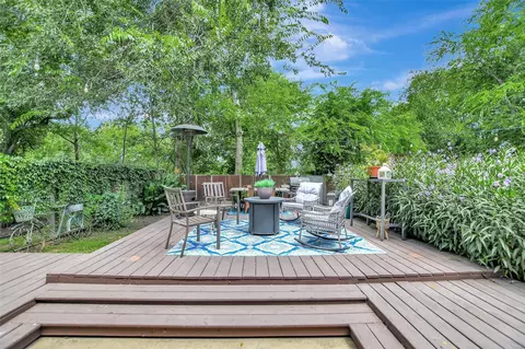 202 W Limit St, Madisonville, TX 77864