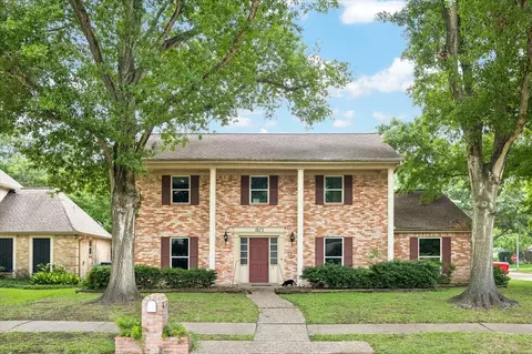 1823 Valley Vista Dr, Houston, TX 77077