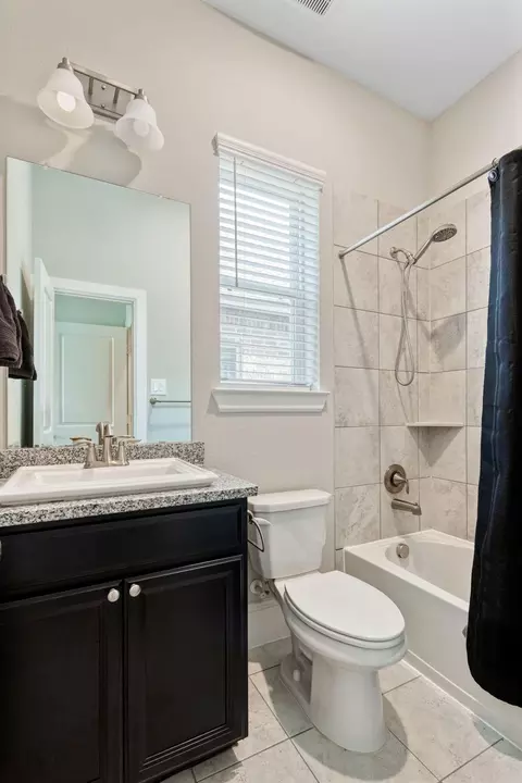 Bath - 31026 Fairfield Maple Trl, Spring, TX 77386 photo 4 of 5
