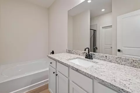 Bath - 1119 Campside Dr, Beasley, TX 77417 photo 1 of 3