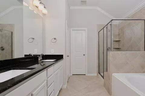 Bath - 3521 Brian Vly, Spring, TX 77386 photo 1 of 3