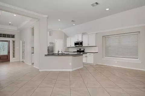 Living - 3521 Brian Vly, Spring, TX 77386 photo 2 of 4
