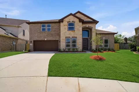 1015 Fairway Dr, La Porte, TX 77571